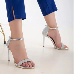 Zapatos de Tacón de Aguja Clásicos para Mujer, Punta Puntiaguda, Decoración de Diamantes de Imitación, 9 CM, para Tallas 36-40, Hechos en Turquía - Product Image 1