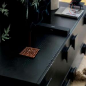 Boîte à encens décorative en bois avec couvercle, 100 % naturelle et durable, pour bâtonnets et cônes d'encens, utilisation sans cendres - Product Image 3