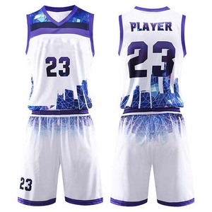 Camiseta de sublimación recortada de poliéster de alta calidad personalizada, camiseta de fútbol de baloncesto, pantalones cortos de baloncesto - Product Image 4