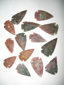 Vente en gros de pointes de flèches en agate de 2 à 2.5 pouces Style indien à des prix abordables Disponibilité en vrac Avior - Product Image 5