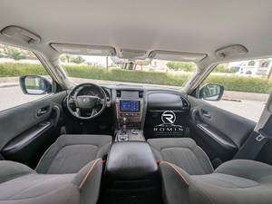Nissan Patrol LE (Y62) SUV Usado 2023 |   Blanco - 8 Plazas |   Listo para Exportar - Product Image 3