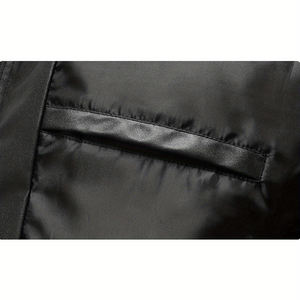 แจ็กเก็ตฤดูหนาวของผู้ชายแบบกำหนดเองกันน้ำกันลมวัสดุ PU บุขนสัตว์เสื้อแจ็กเก็ตมีฮู้ดแฟชั่นแนวสตรีทสไตล์กลางแจ้ง - Product Image 6