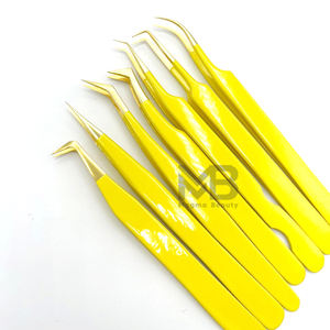 Pinzas de extensión de pestañas de 10mm de longitud antimagnéticas con puntas doradas recubiertas de Color amarillo, agarre liso japonés de acero inoxidable personalizado - Product Image 3