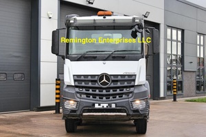 Camion benne d'occasion Mercedes-Benz Arocs 3240 RHD 8x4 Diesel 40T avec conduite à droite, modèle 2014 - Product Image 2