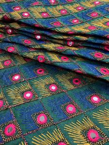 Material de diseño Phantom Katli con bordado de trabajo de espejo completo para confección y trajes de novia disponibles al mejor precio - Product Image 2