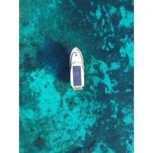 Bateau à moteur hybride Greenline 33 Premium pour des performances et une efficacité optimales - Product Image 5