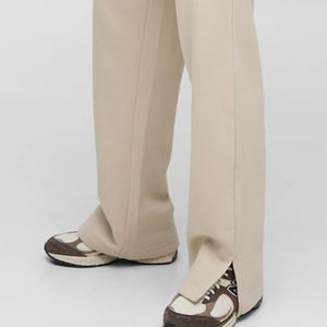 Pantalones acampanados de diseño informal y moderno para compradores al por mayor / Precio de mayoreo con diseño cómodo y transpirable con logotipo - Product Image 4