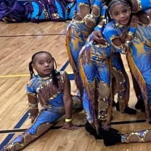 ชุดเครื่องแบบ majorette จาก Zimvi ชุดกีฬาเลื่อมแวววาวและดีไซน์เต้นใหม่ทันสมัย - Product Image 3