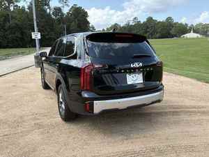 Kia Telluride LX FWD 2025 - Product Image 2