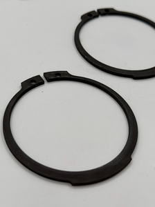 Anneau de retenue interne robuste 5580011222 pour l'étanchéité des alvéoles et la rétention des roulements dans les équipements minières souterrains et les unités industrielles - Product Image 3