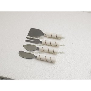 Cuchillo para queso, 4 Uds., juego de cuchillos para queso de acero inoxidable con mangos combinados de madera natural y resina, herramientas de cocina - Product Image 4