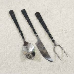 Juego de cubiertos medievales forjados a mano Cubiertos rústicos forjados a mano - Product Image 2