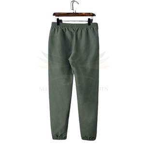 Venta al por mayor de calidad superior de los hombres chándal de diseño personalizado con capucha de contraste de color sólido ecológico de calidad superior de los hombres chándal - Product Image 4