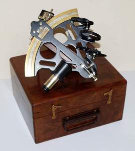 Antiguo sextante astrolabio raro marítimo funcional latón diseño pistón náutico coleccionable artesanías de madera marina para navegación - Product Image 6