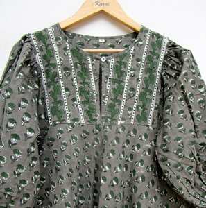 เดรสแม็กซี่ยาวทำมือผ้าฝ้ายพิมพ์ลายหรูหราสำหรับผู้หญิง - Product Image 6