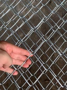 กรงสุนัขเหล็กชุบสังกะสีสั่งทำจากโรงงานโดยตรง ขนาด 2x2x2 เมตร กรงสุนัขกลางแจ้งขนาดใหญ่พร้อมผ้าคลุมกันน้ำ - Product Image 6