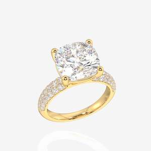 แหวนเพชรโมอิสซาไนต์ทอง 9K ดีไซน์สามชั้นแบบ Pave Cushion Cut - Product Image 2