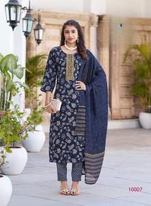 Nuevo diseñador Rayon Foil Print Bordado Trabajo Kurti Pant Dupatta 3PCs Set Collection - Product Image 6