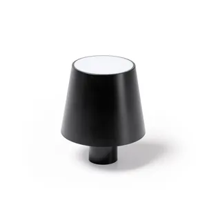 Lampada Personalizzata Antiscivolo per Bottiglia, Gadget Promozionale per Feste - Product Image 5