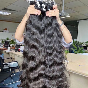 Cheveux bruts vietnamiens vendeurs de cheveux naturels ondulés vierges non traités, cheveux humains à cuticules alignées - Product Image 1