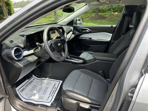 USADO LHD/RHD 2025 CHEVROLET TRAX LT FWD - Product Image 4