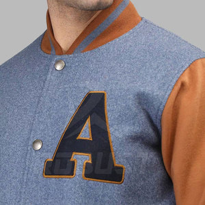 Blouson universitaire homme style streetwear hiver, col montant uni, coupe classique, en tissu peigné, avec logo personnalisé - Product Image 6