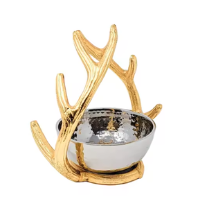 Bols de service en métal sculpté à la feuille de luxe modernes de petite taille pour la décoration d'hôtels et de restaurants de cuisine à domicile - Product Image 4