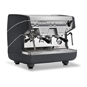 Machine à expresso Nuova-Simonelli Appia II - 1 groupe, version professionnelle avec Smart Wand, haute qualité, en stock - Product Image 1