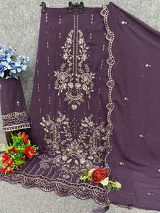 Nouvelle collection de salwar kameez pakistanais en faux georgette avec broderie lourde et travail de sequins pour les mariages et les occasions spéciales - Product Image 4