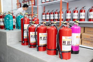 Extintor de Incendios de 4 kg, Polvo Químico Seco ABC, Modelo VP4 2A 55B, Clasificación C, Vinafoam, Hecho en Vietnam - Product Image 6