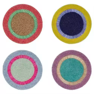 Posavasos de huevos con cuentas Posavasos de huevos bordados con cuentas de vidrio a mano de La India Posavasos hechos a mano - Product Image 3