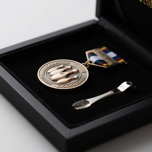 Fabricant OEM personnalisé moulage sous pression en métal gymnastique danse médaille prix 2d 3d gaufrage bowling karaté médailles de natation - Product Image 1