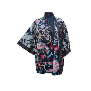 Robe kimono courte de luxe vintage faite à la main pour femmes, motif floral, 100% coton, col en V, cordon de serrage, manches longues, douce et respirante - Product Image 1