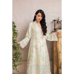 Conjuntos de Trajes para Mujer en Color Blanco Susurro - Product Image 5