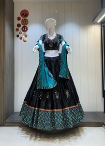Nueva colección exclusiva de ropa de fiesta Navratri Chaniya Choli para exportador mundial disponible a precio de exportación - Product Image 4