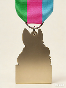 Medalla de la San Antonio Fiesta Viva. Metal de calidad, esmalte brillante, detalles finos. Con cinta. Gran recuerdo y regalo para los amantes de la Fiesta. - Product Image 5