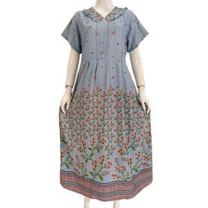 Chemise de nuit d'été pour femmes, col à volants, col rond, manches courtes, longueur genoux, motif floral, taille élastique, matière rayonne - Product Image 2