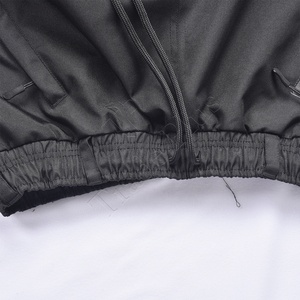 Pantalones de Esquí Impermeables para Invierno, Dos Tonos Gris y Negro, con Cordón Ajustable en la Cintura, Trabillas para Cinturón y Ventilación - Product Image 3