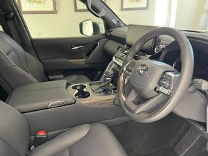 2024 To-yo-ta Accesorios para Land Cru_iser 300 3.3D ZX Turbo Diesel AWD - Product Image 2