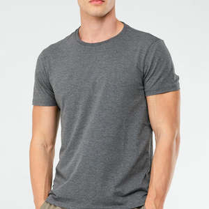 T-shirt en coton épais pour hommes T-shirt de couleur unie Coupe régulière Été essentiel pour les hommes T-shirt uni à la mode pour tenue décontractée - Product Image 2