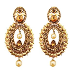 Kriaa Cute boucles d'oreilles pendantes plaquées or blanc avec perle de pierre d'Autriche et diamant pour mariage ou fête-1310548 - Product Image 1