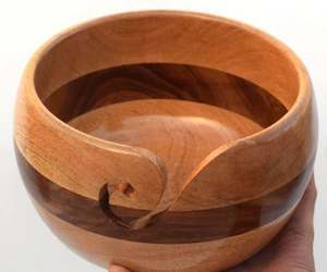 Bol de fil rayé en palissandre fait main haute résistance bol à tricoter élégant Style cadeau en bois pour la décoration de magasins de fils et de fibres - Product Image 1
