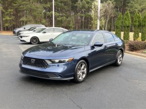 Honda Accord EX CVT d'occasion propre 2024 - Product Image 3