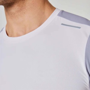 Camiseta de secado rápido para hombre de alta calidad: ligera, transpirable y perfecta para entrenamientos, correr y actividades al aire libre - Product Image 6