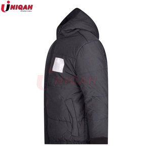 เสื้อแจ็คเก็ตพัฟเฟอร์บุใยโพลีเอสเตอร์แบบควิลท์สำหรับผู้ชาย สไตล์ไฮสตรีท ดีไซน์ทันสมัย สำหรับฤดูหนาว ให้ความอบอุ่น กันลม และระบายอากาศได้ดี รับผลิตตามแบบ OEM - Product Image 3