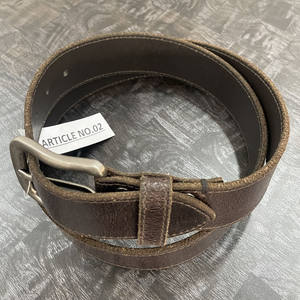 Ceinture en cuir pleine fleur pour homme en gros, ceinture décontractée en cuir de vache à double couture avec option de boucle personnalisée - Product Image 3