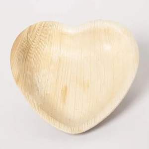 Assiettes jetables en bois de 8 pouces en forme de cœur Areca Palm Leaf Vaisselle biodégradable pour fêtes et mariages - Product Image 3