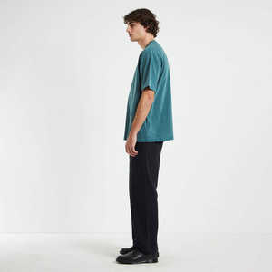 เสื้อยืดเจอร์ซีย์ทรงสปอร์ตผู้ชาย ผ้าฝ้าย 100% แบบสั่งทำพิเศษ ทรงโอเวอร์ไซส์ ระบายอากาศได้ดี ลายเรียบ พิมพ์โลโก้ บริการ OEM มีให้บริการ - Product Image 5