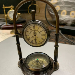 Horloge nautique vintage en laiton boussole minuterie métal poli artisanat style antique impression numérique pour capitaines et affichage à la maison - Product Image 1