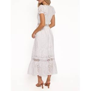Vestidos Atemporales para Mujer que Combinan Estilo Moderno y Comodidad con un Diseño Limpio para una Apariencia Segura y Elegante de la India - Product Image 3